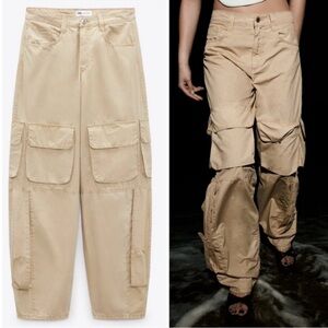 ZARA Cargo Utility Voluminous Pants Jeans 
BLOGGERS FAVORITE
